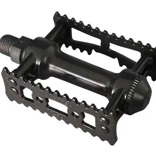 202601010355-184444b52ce07291a7e56e56164ed4d3-802.jpeg Pedal MKS MASH Stream schwarz Konus gelagert Käfig 79 x 61 mm Made in Japan Body und Käfig schwarz